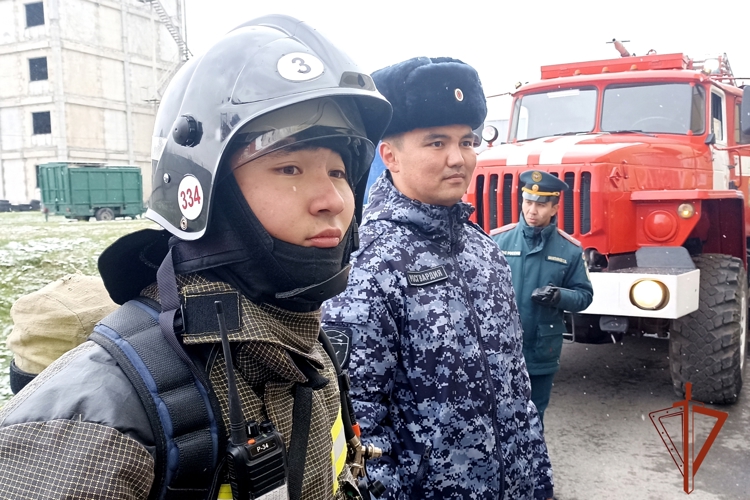 Росгвардия и МЧС провели совместное пожарно-тактическое учение