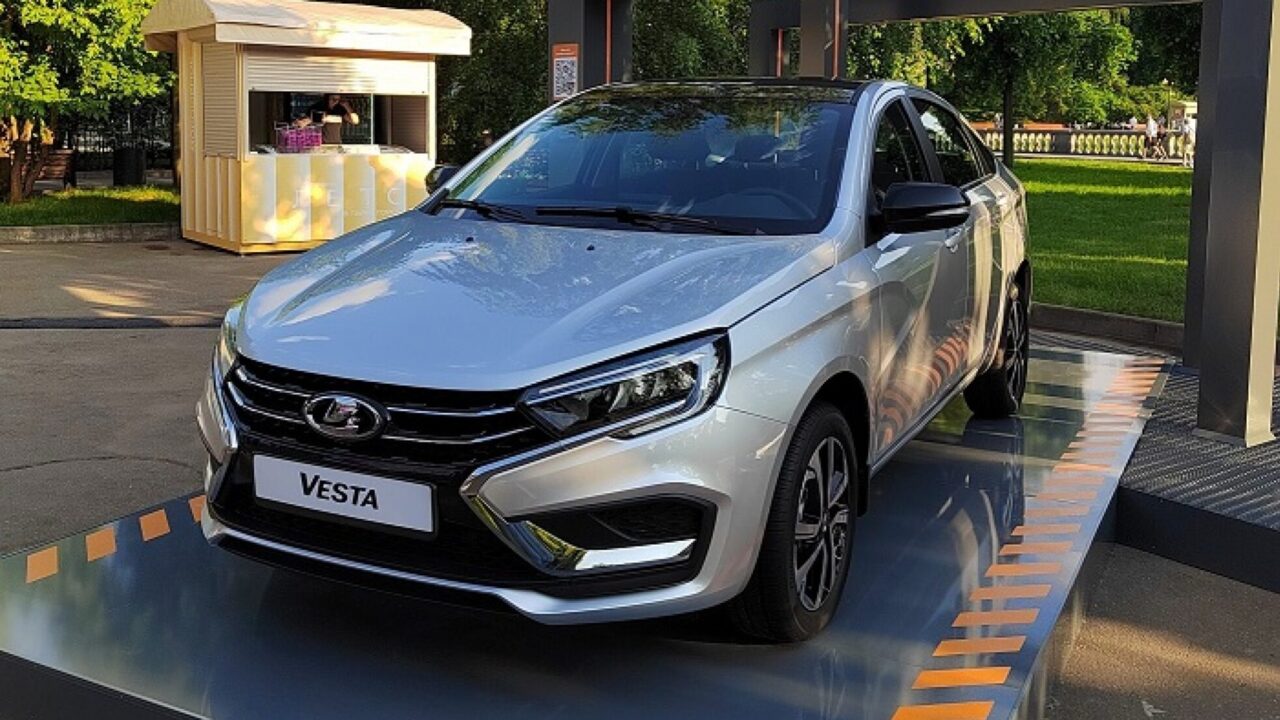 Lada Vesta 2015 года