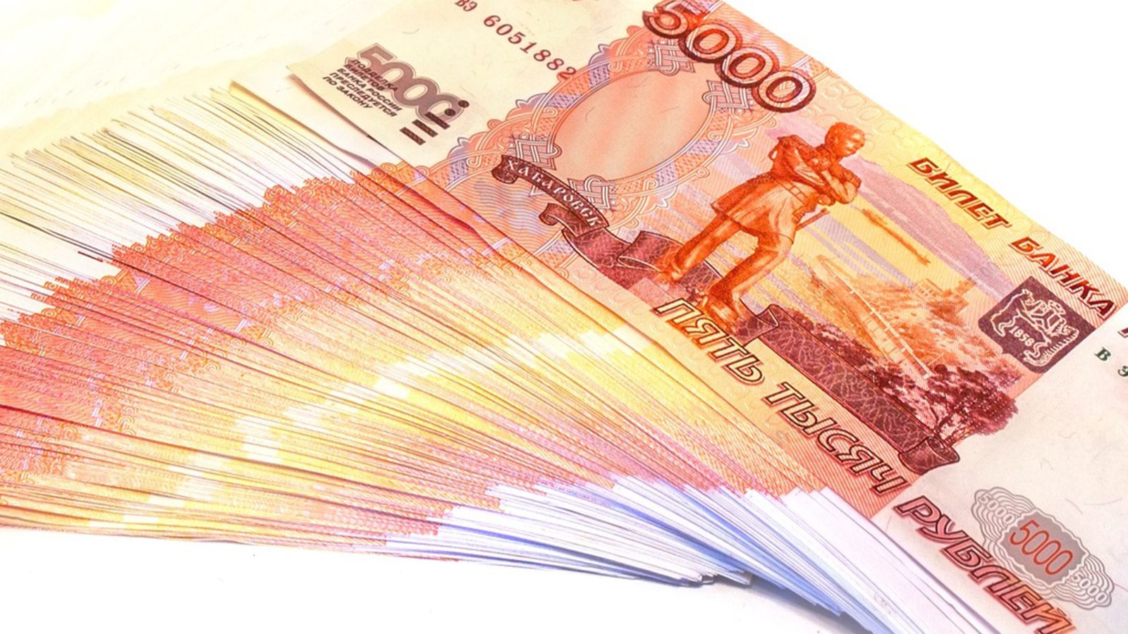 В Петербурге мошенники обманули пенсионерку на 8,5 миллиона рублей