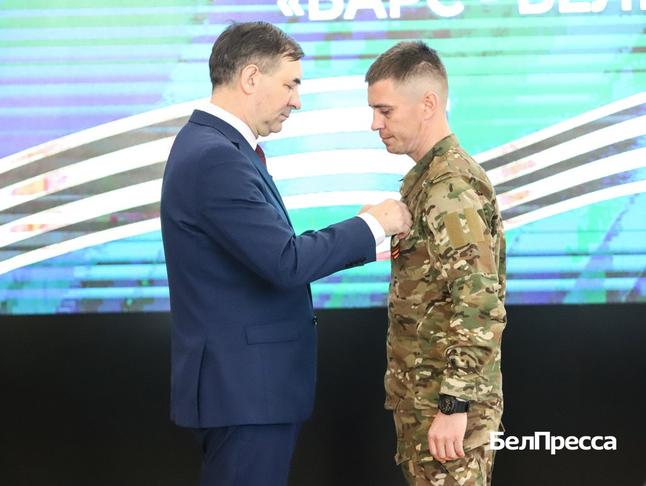 В Белгороде наградили 49 бойцов спецотряда «БАРС» - Изображение 2