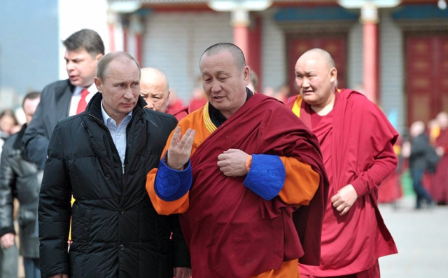 Глава буддистов России назвал недобрыми слова Папы Римского о бурятах