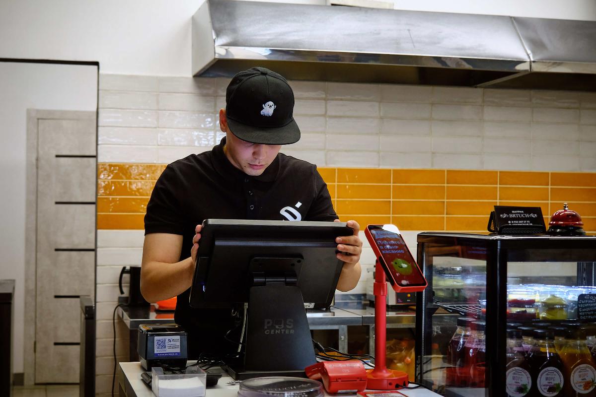 Что нужно для открытия кофейни и кафе: чек-лист с техникой и ПО