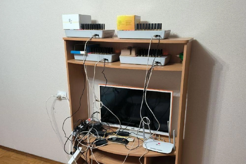 Полиция ликвидировала в Твери терминалы пропуска трафика для дистанционного мошенничества.