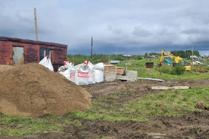 В усинской деревне Денисовке началось строительство дома культуры