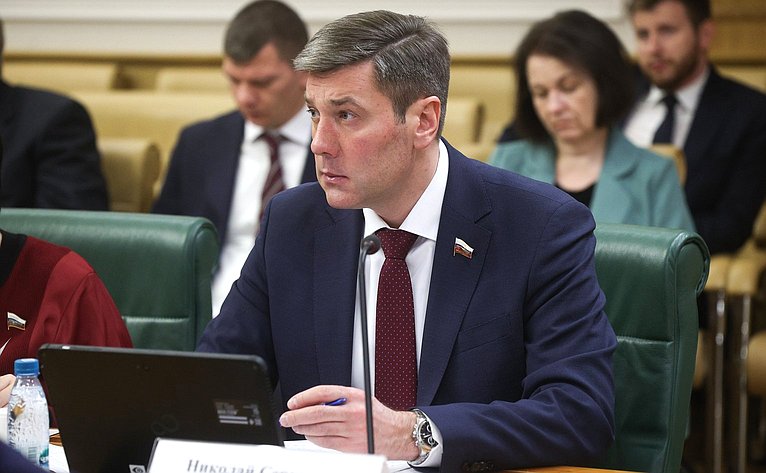 Николай Ежов