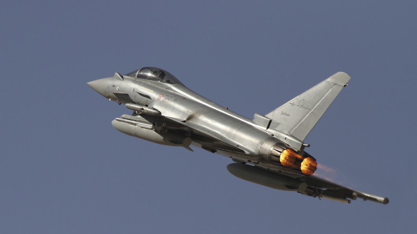 Истребитель Eurofighter упал на юге Италии