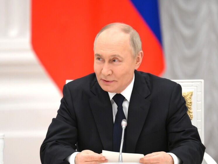 Президент Путин поприветствовал участников и организаторов «Петровского бала»