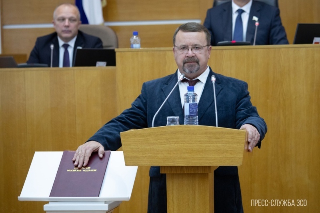 Вологодские парламентарии рассмотрят заявление об отставке омбудсмена Олега Димони