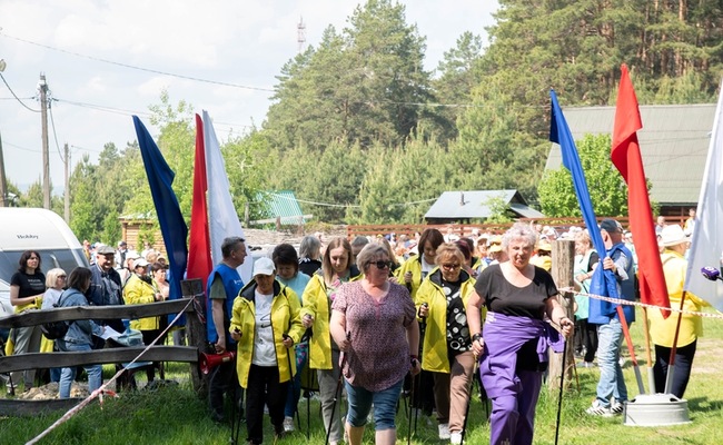 В Пензенской области состоялся фестиваль «Скандинавской ходьбой к активному долголетию»
