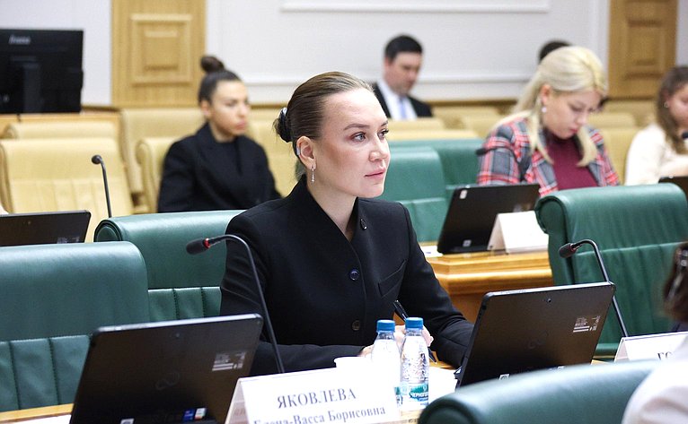 Заседание организационного комитета IV Международного форума «Содружество моды»