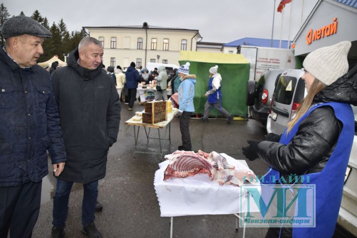 Праздничная ярмарка в Мензелинске отличилась изобилием