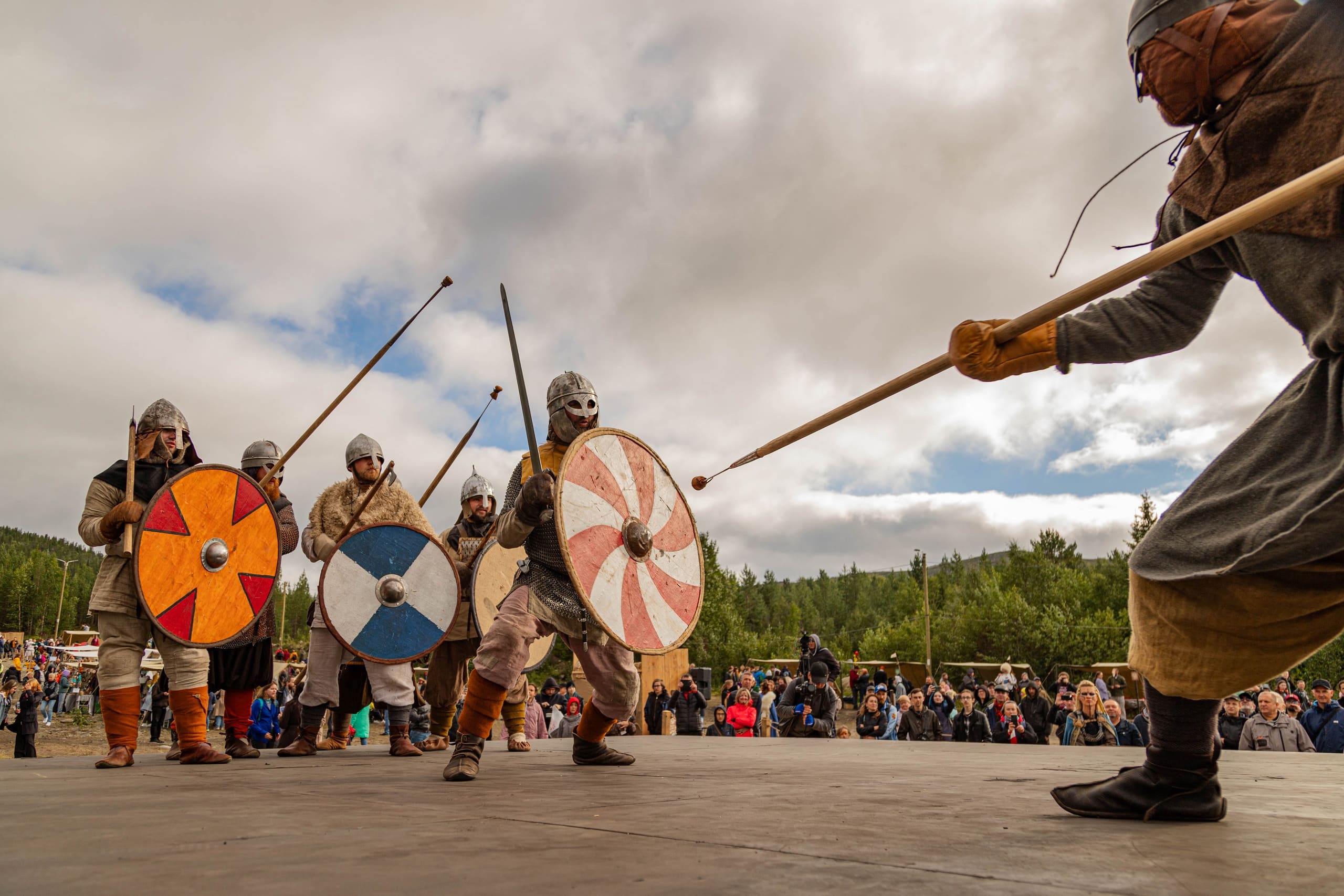 Викинг фест мончегорск. Викинг фест Мончегорск 2022. Jorvik Viking Festival hfood.