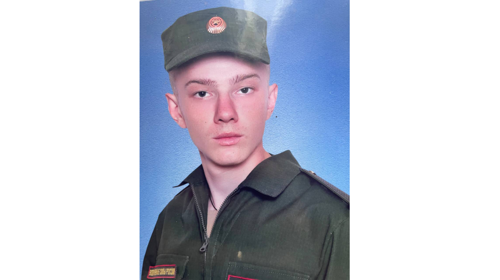 В зоне СВО погиб 27-летний брянский снайпер Андрей Хмелёв