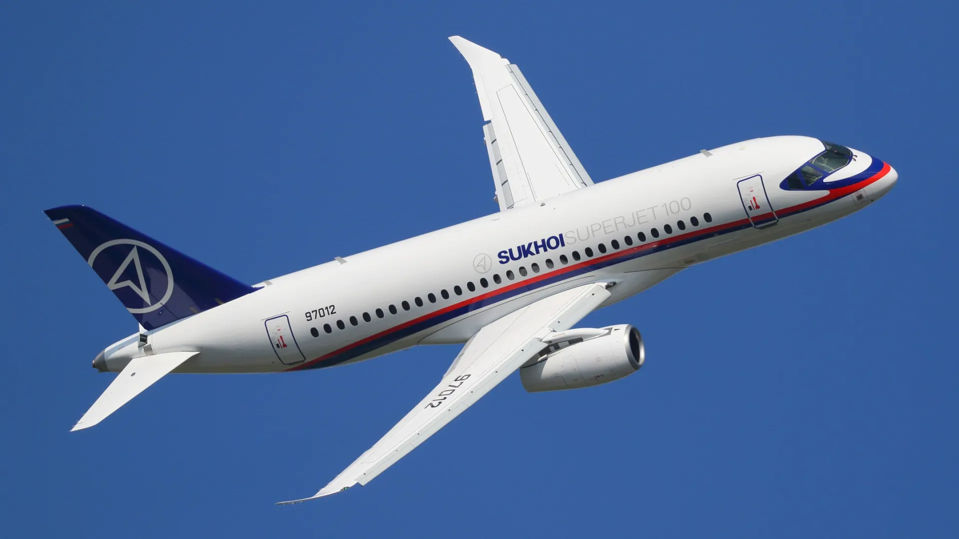 Самолеты там. SSJ 100. Самолет Sukhoi Superjet 100. Суперджет-100 New. Сухой Суперджет 100 New.