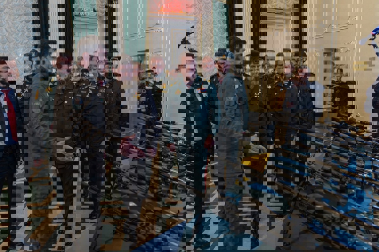 Герой России генерал армии Виктор Золотов вручил государственные награды росгвардейцам-участникам СВО в Чеченской Республике