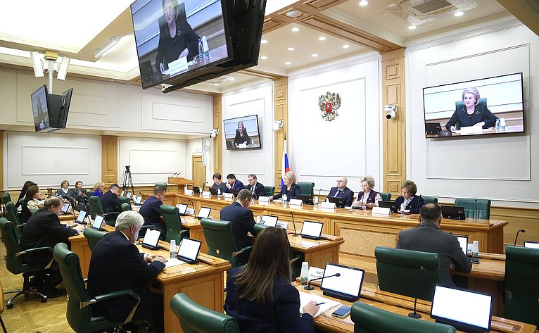 Заседание Комитета Совета Федерации по науке, образованию и культуре