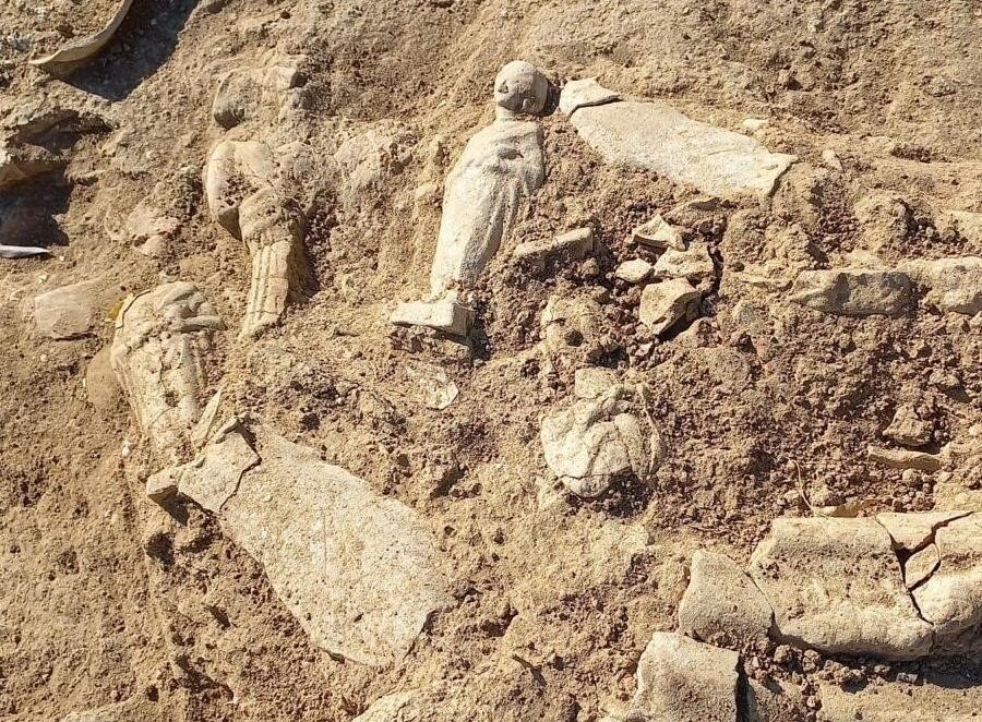 В Италии раскопали статуи 4-го века до нашей эры