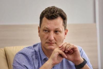 Директор музея 