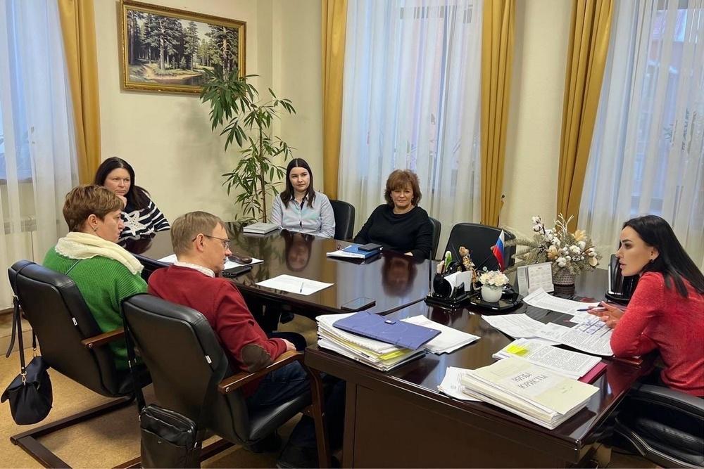 Состоялось совещание о новых правилах расчетов платы за коммунальные ...