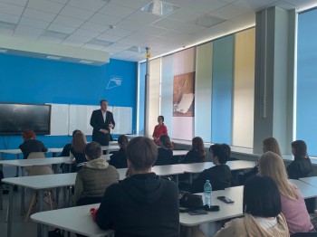 «Никогда не сдавайся!» - такой главный принцип успешного бизнеса усвоили для себя старшеклассники проекта АГР-классы