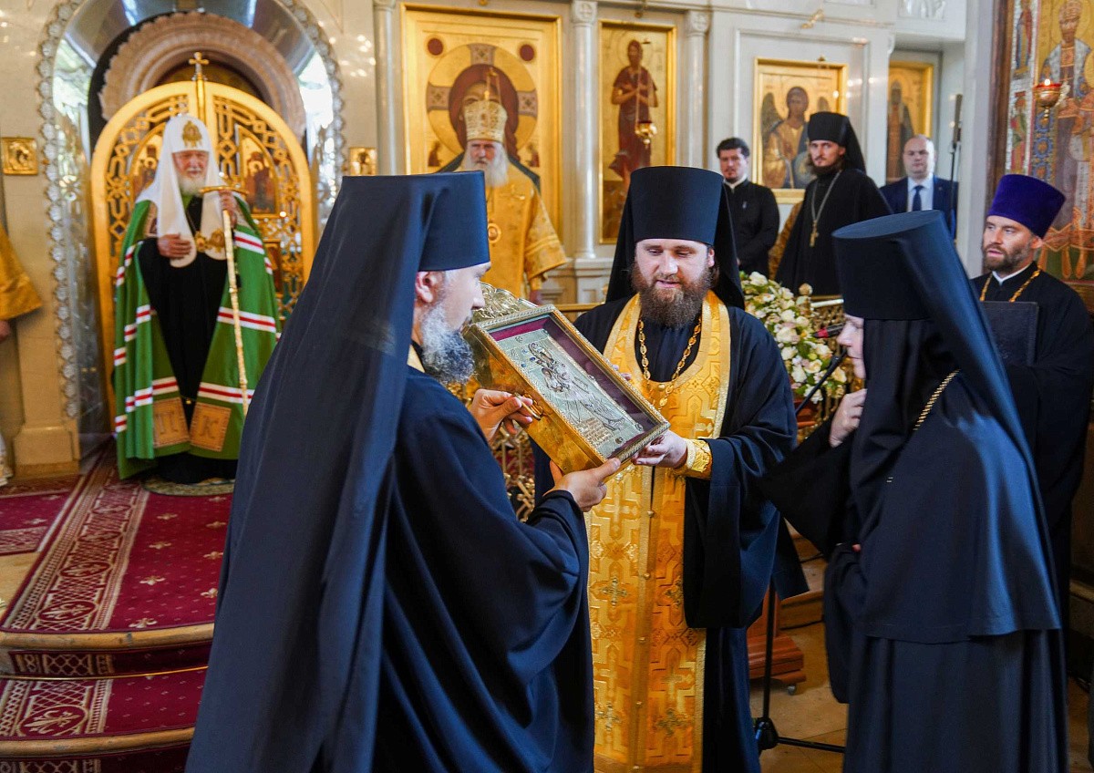 сестры алексеевского монастыря в москве