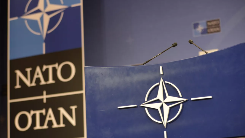 МИД Венгрии: в НАТО есть консенсус, что рассматривать членство Украины пока нельзя