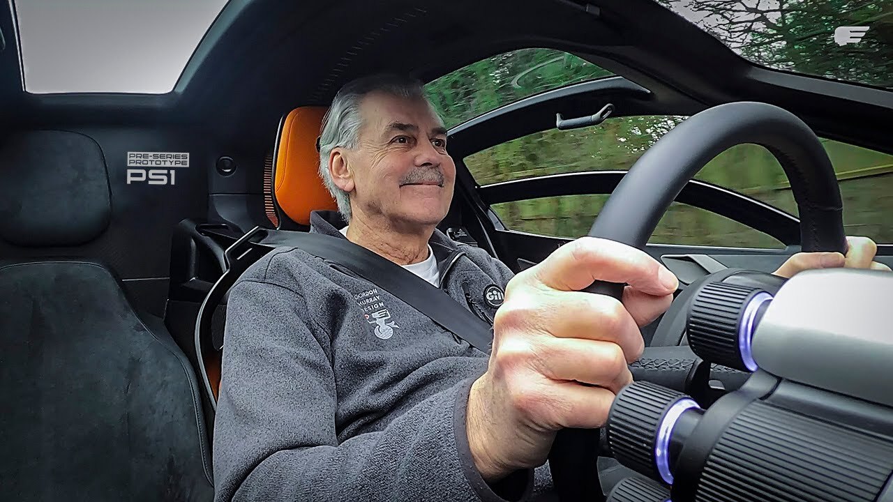 Gordon Murray Automotive t 33