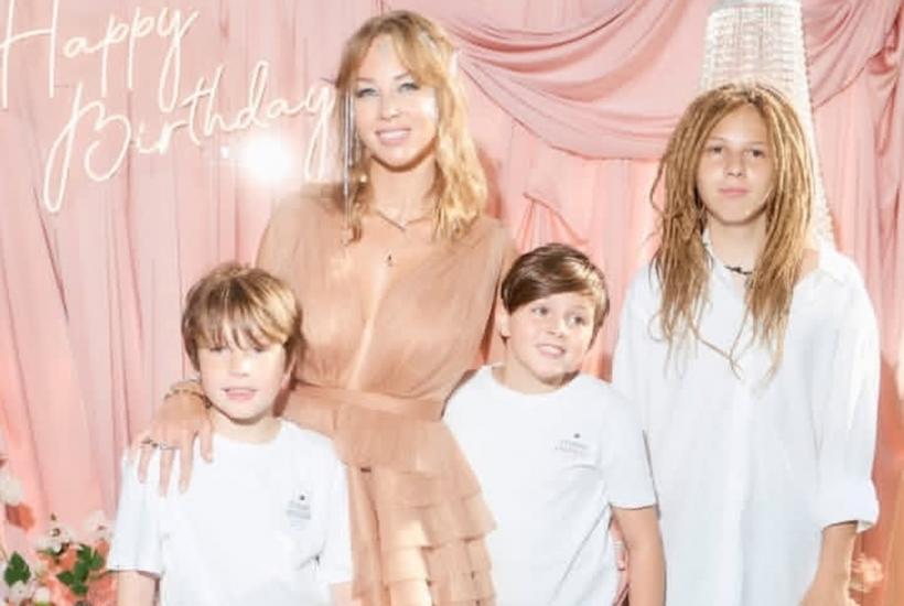 Полина Диброва с детьми