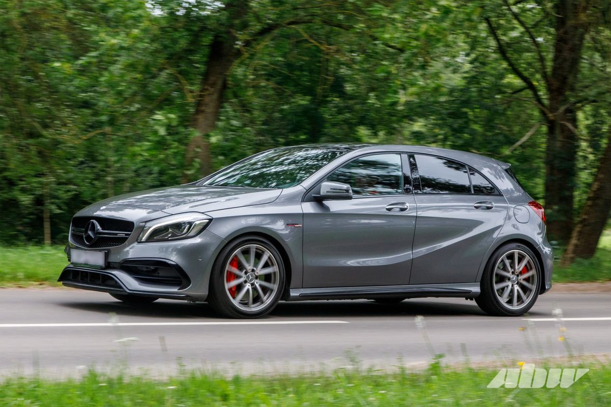 Они запомнились: топ автомобилей года от Вадима Зенькевича