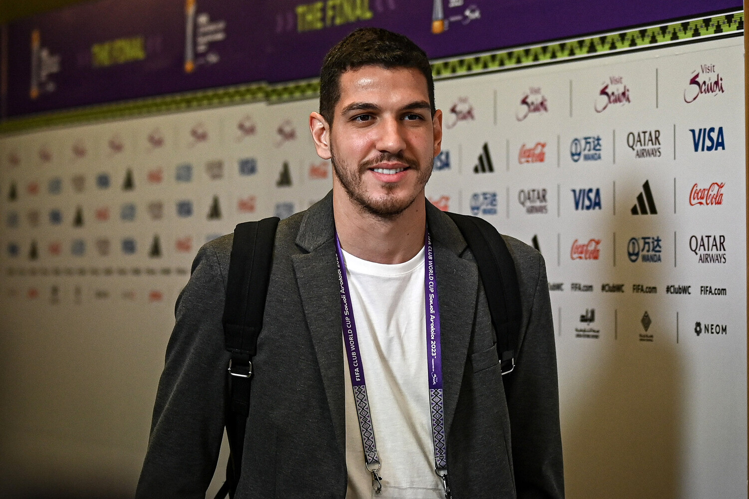 Игрок зенит зима. Футбольная команда зенит. Зенит нино. Зенит нино. Игрок зенит зима.