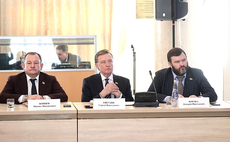 Выездное заседание Комитета Совета Федерации по экономической политике «Особенности социально-экономического развития субъектов РФ в современных условиях на примере Ульяновской области»