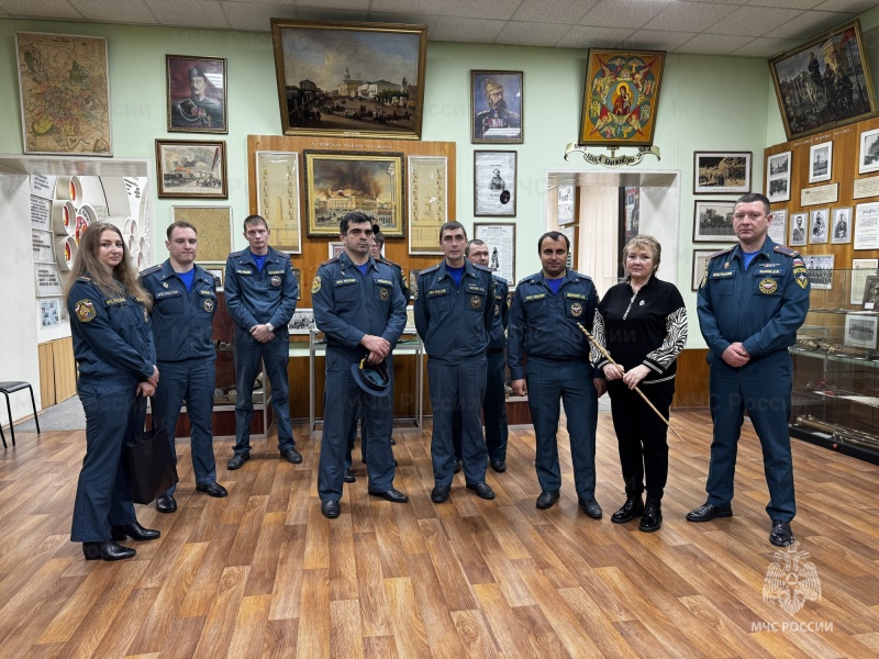 Изучение истории ведомства: сотрудники Управления по ЮАО посетили музей пожарной охраны