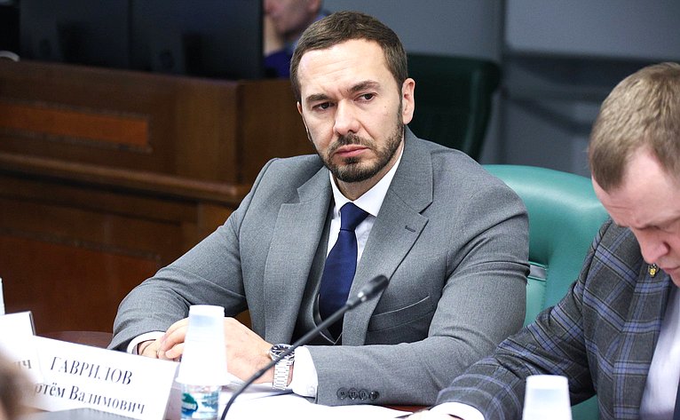 Круглый стол Комитета СФ по социальной политике на тему «Детский туризм: проблемы и перспективы, координация межведомственного взаимодействия»