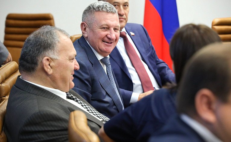 Совещание Комитета СФ по обороне и безопасности совместно с Комитетом СФ по федеративному устройству, региональной политике, МСУ и делам Севера