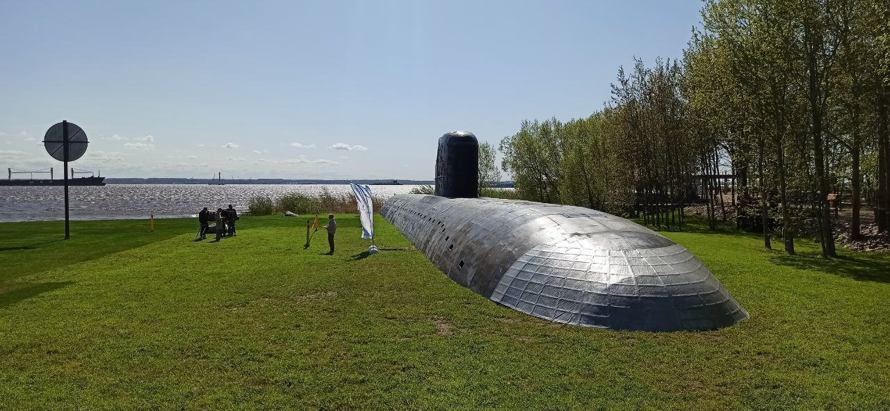 Остров фортов ленинский комсомол