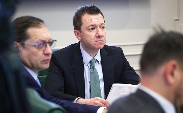 Круглый стол Комитета СФ по международным делам совместно с Комитетом СФ по конституционному законодательству и государственному строительству «Юрисдикция международных судебных и арбитражных органов в отношении Российской Федерации»