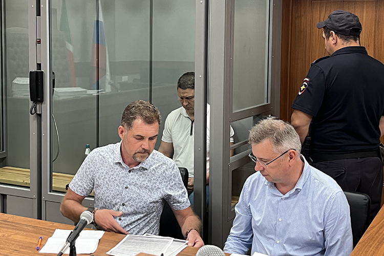 Сергей Миронов: «Так сложилось, что, проведя целый год в СИЗО, я увидел большое количество в том числе и возможностей помогать Республике Татарстан, государству. Например, помогать как рекрут — помогать людям заключать воинские контракты, уходить на СВО»