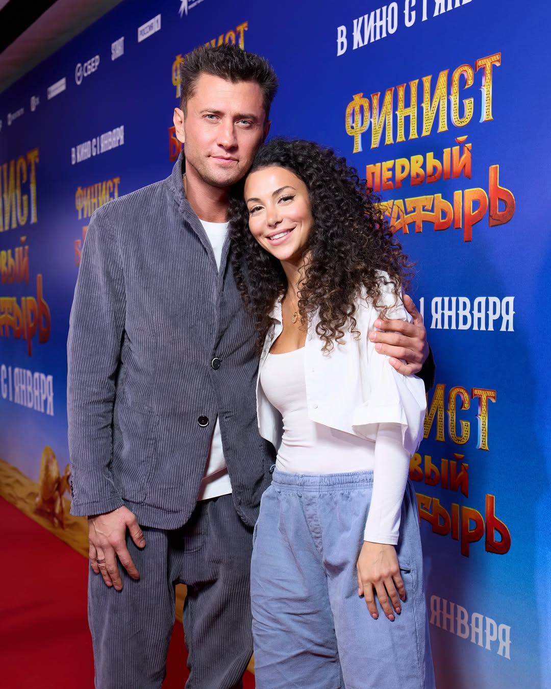 «Семья со мной, где бы я ни был»: Павел Прилучный о любви, романтике и конфликтах