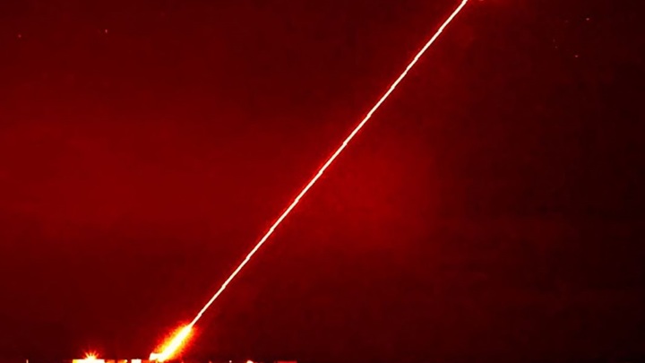 Лазерное оружие - насколько оно эффективно и у кого оно есть: Пересвет может сбить спутник США. А что умеет Железный луч?