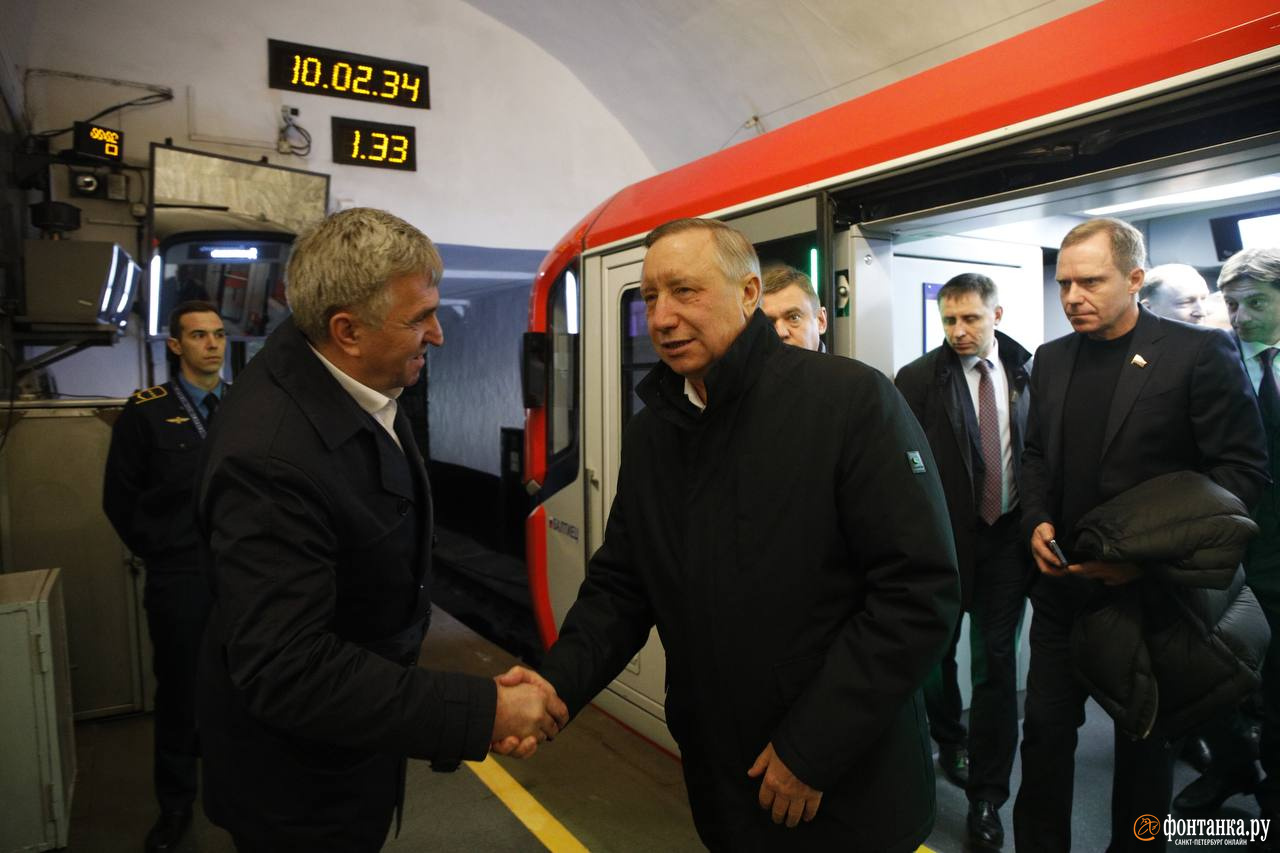 Новый состав петербургского метро «Балтиец» вышел на красную линию ...