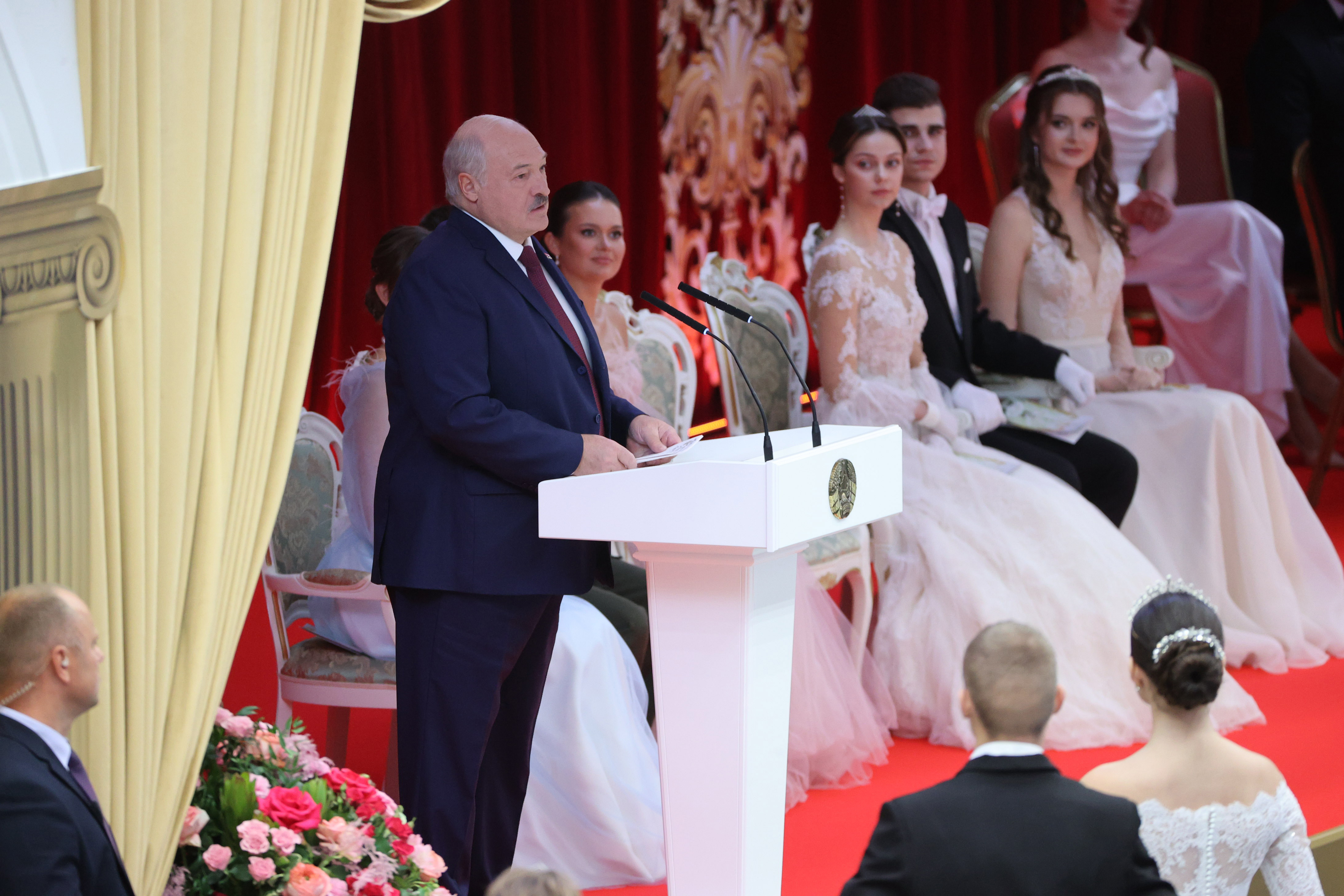 Лукашенко - молодежи: готовьтесь, будущее в ваших руках