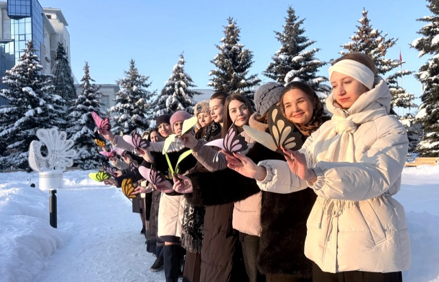 В международный день памяти жертв Холокоста, день полного освобождения Ленинграда от фашисткой блокады сотрудники Управления присоединились к всероссийским акциям «Мужество, сила, отвага – бесценен подвиг Ленинграда...» и «Бабочка памяти» (27.01.2026) Фото 1