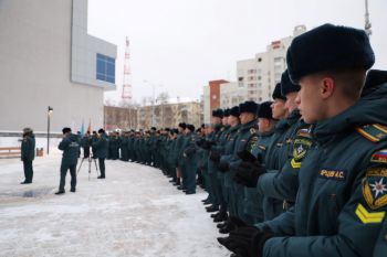 Личный состав института принял участие в торжественном мероприятии Главного управления МЧС России по Свердловской области 