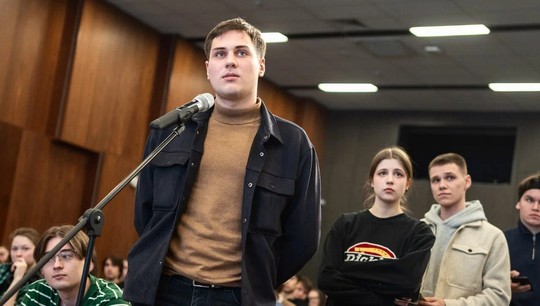 Встреча прошла в общественном центре кампуса