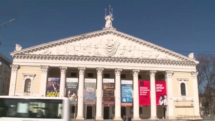 Воронежский театр оперы и балета закроет сезон спектаклем «Зори здесь тихие»