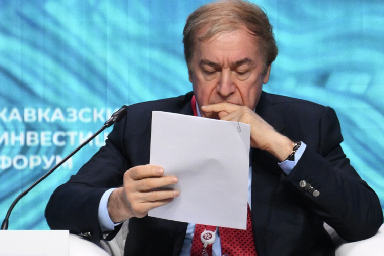 Стоимость актива, по данным издания оценивается в 12–20 млрд рублей. Но возможна только продажа доли Михаила Гуцериева