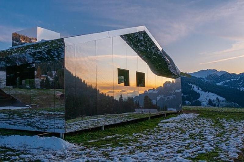 В Италии можно арендовать зеркальный дом за 17,5 тыс. рублей за ночь