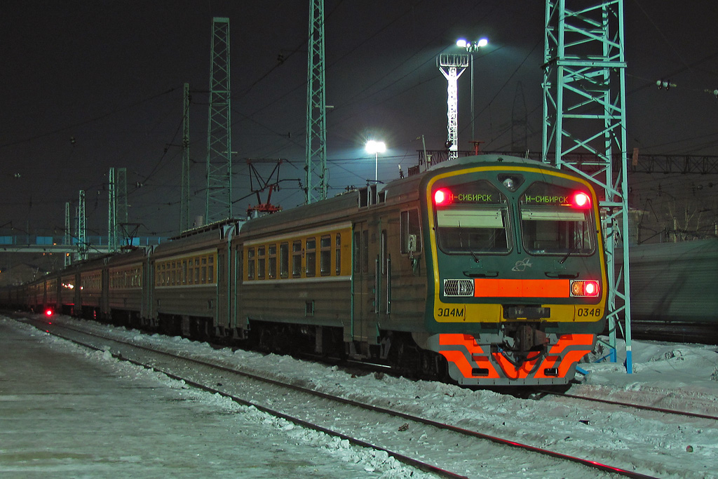 Экспресс пригород электричек. Электричка Бердск. Эд4м 0348. Эд4м 348. Эд4м Новосибирск 2011.