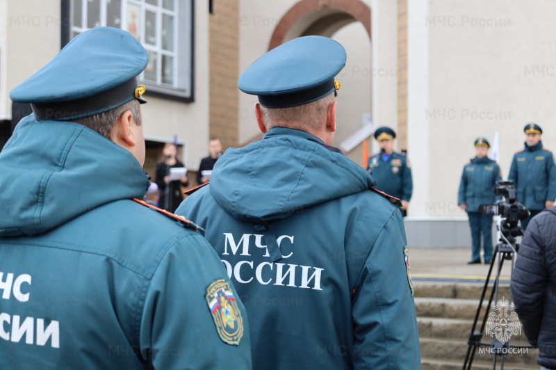 Автопарк региональных спасателей пополнили новые автомобили