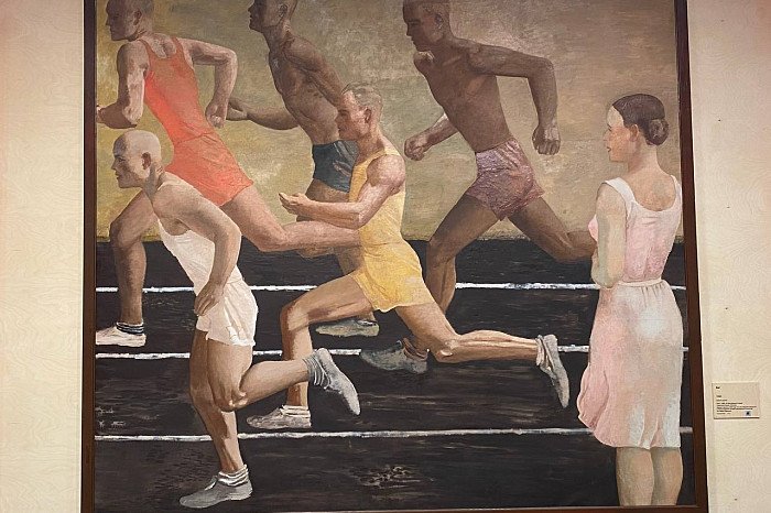 Образы, преисполненные невесомостью: в тульском Фонде искусств открылась выставка работ Александра Дейнеки